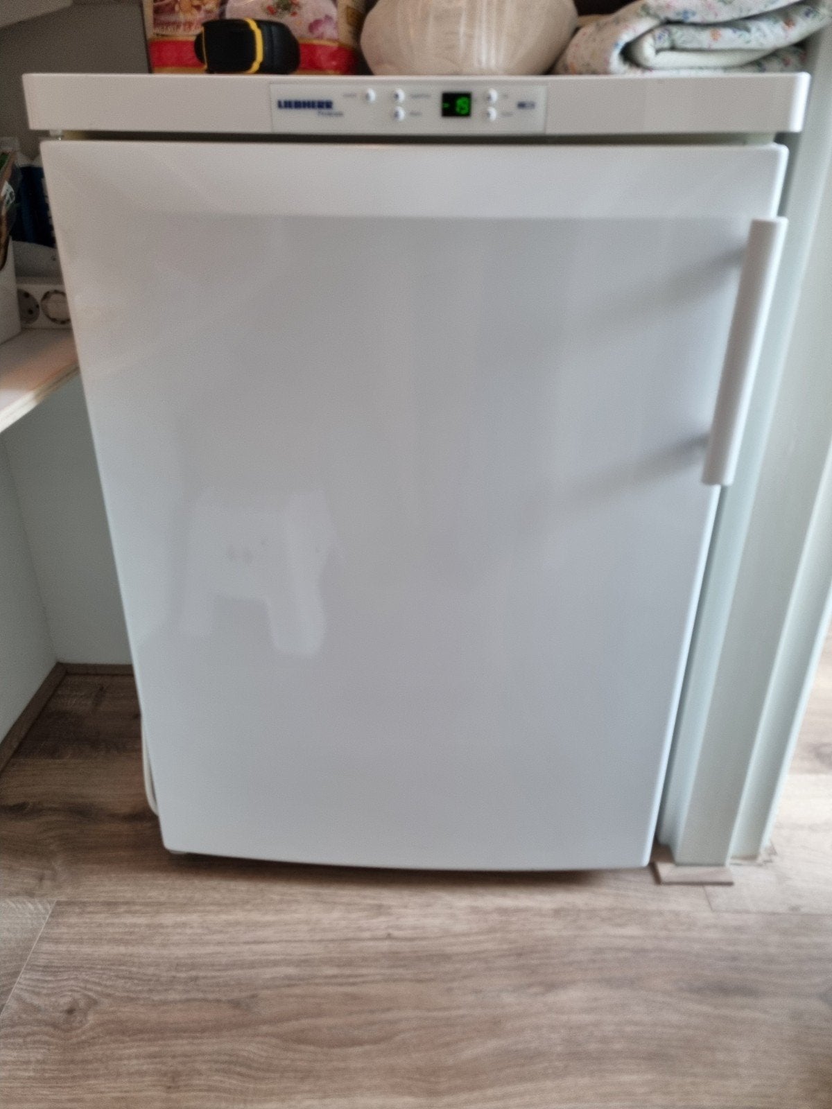 Liebherr Premium Vriezer, Gebruikt, 75 tot 100 liter, Met aparte vriezer, 45 tot 60 cm