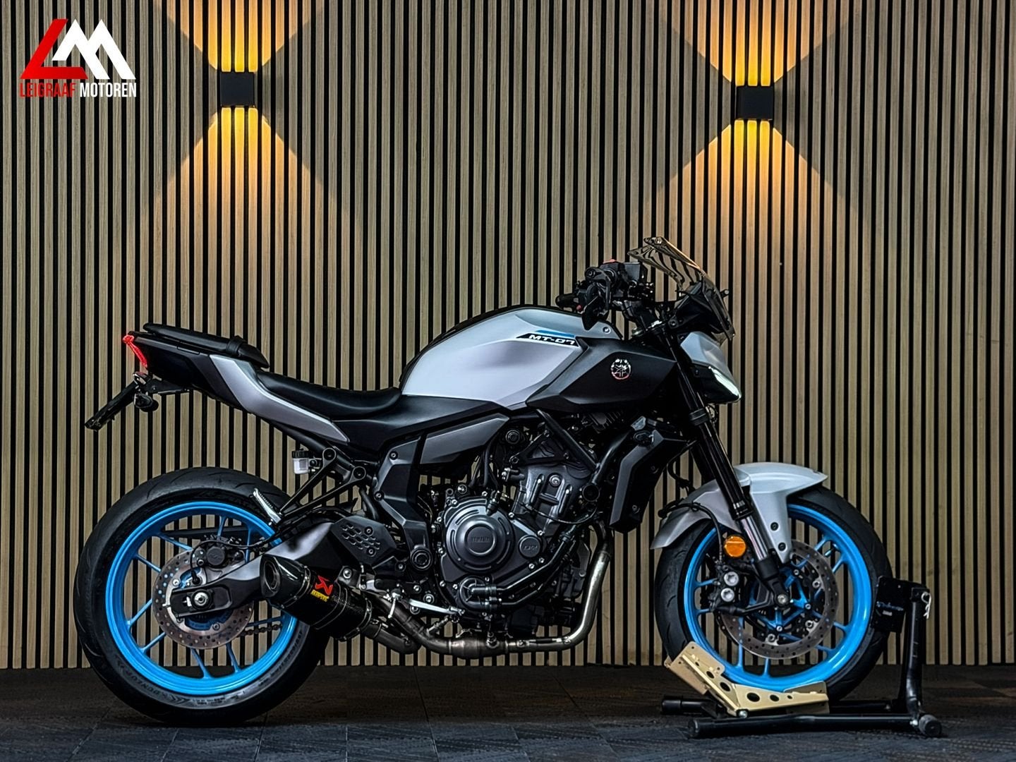 YAMAHA MT 07 - 2025 - Akrapovic - Gilles - A2 / 35KW, 2 cilinders, Bedrijf, Onbekend, YAMAHA