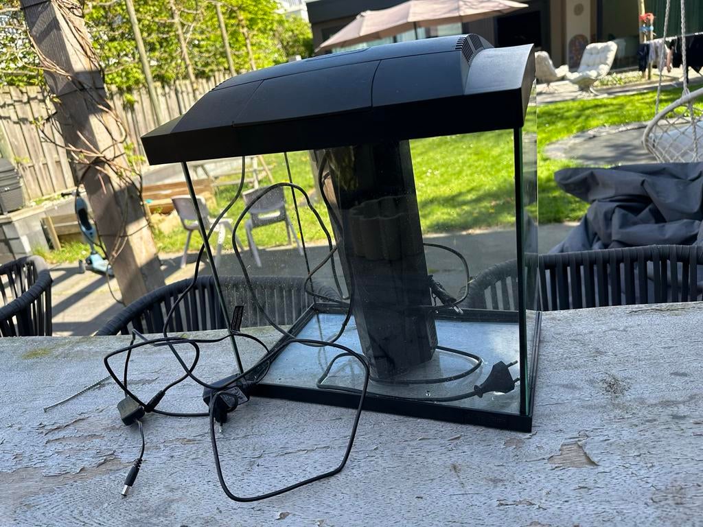 Aquarium 25 liter incl heater, pomp en lamp., Ophalen of Verzenden, Zo goed als nieuw, Leeg aquarium