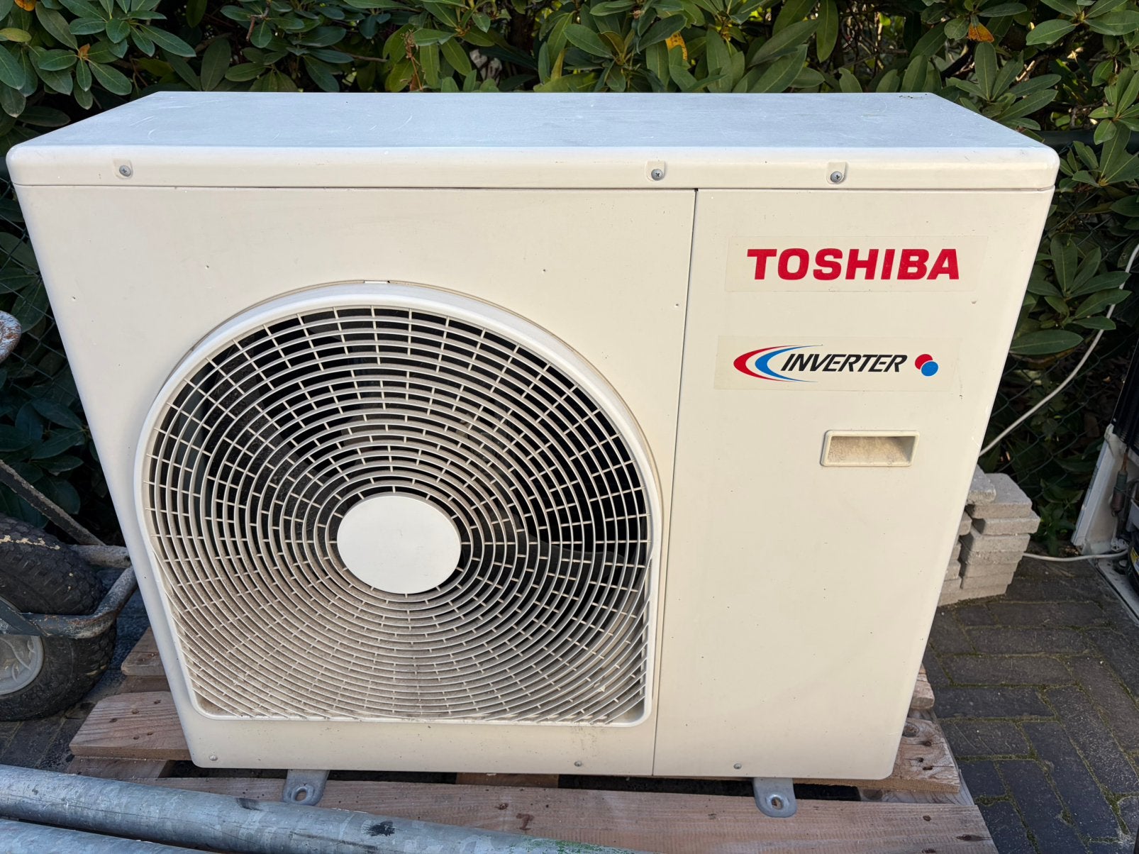 Toshiba Airco - 3 units (RAS-10, 13, 16PKVSG-E), Ophalen, Gebruikt, Koelen en Ontvochtigen, 100 m³ of groter