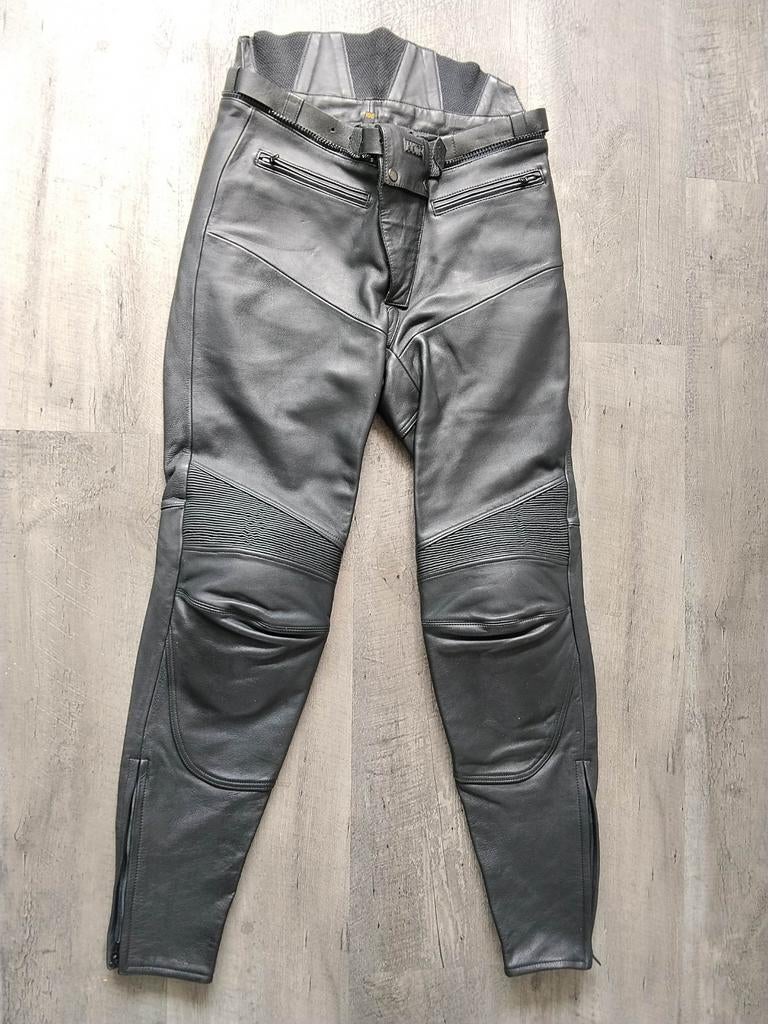Akito leren motorbroek - Maat 106, Motoren, Broek | leer, Heren, Ophalen of Verzenden, Akito