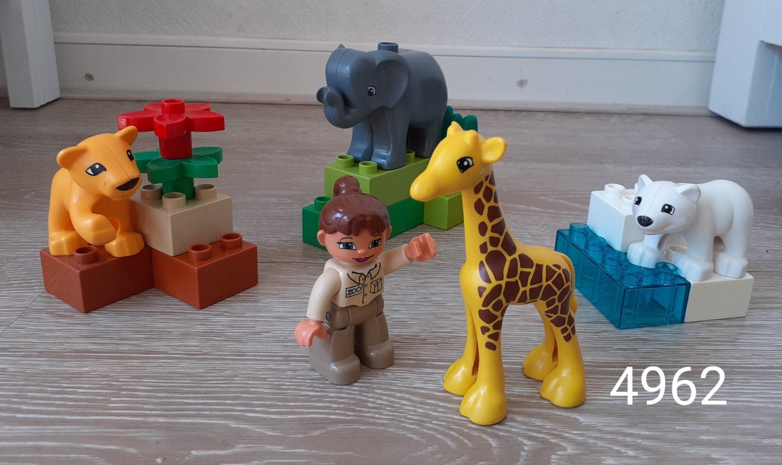 baby dierentuin dieren - complete set 4962, Ophalen of Verzenden, Zo goed als nieuw, Duplo