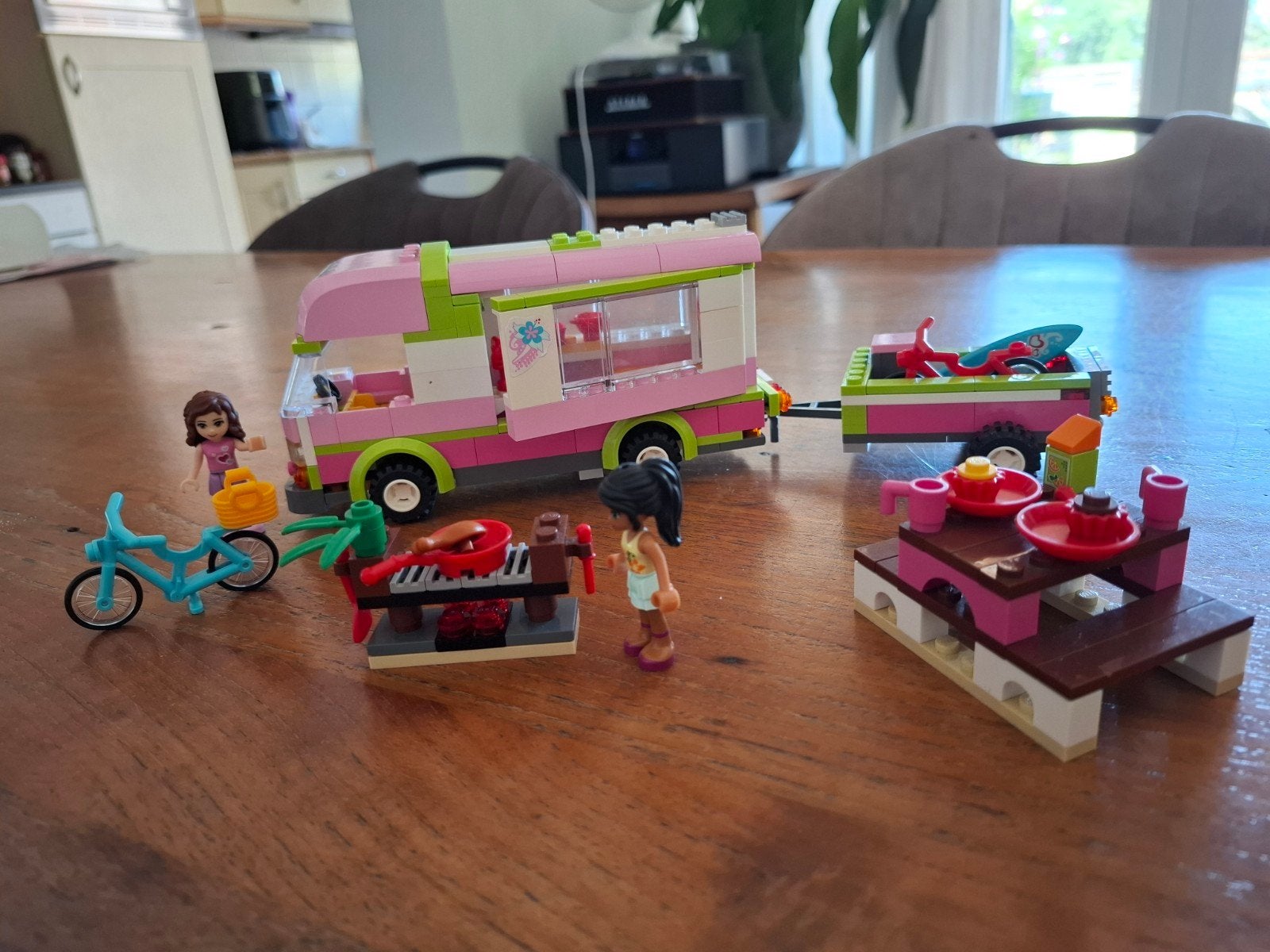 Lego Friends Camper 3184 met accessoires en instructies, Gebruikt, Lego, Friends, Inclusief minifiguren