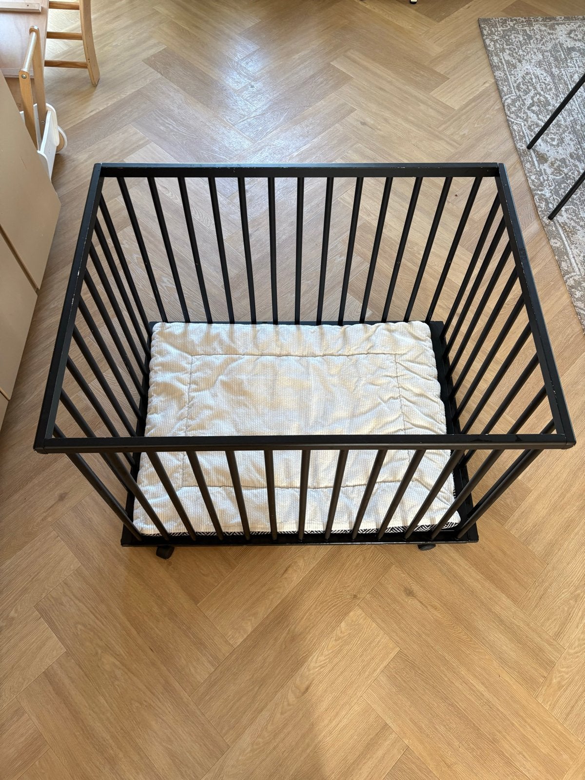 Kidsriver Arike II Box - Zwart, Kinderen en Baby's, Ophalen, Gebruikt, Rechthoekig, In hoogte verstelbaar
