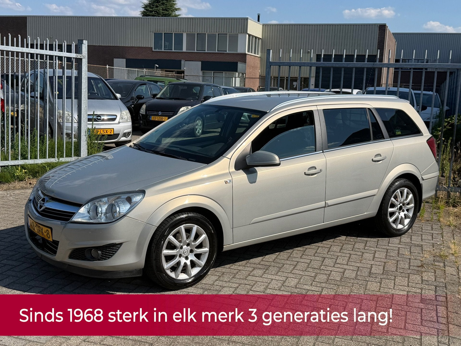 Opel Astra Wagon 1.6 Temptation 116PK! 2e eigenaar! NL AUTO, Voorwielaandrijving, Gebruikt, Zwart, 4 cilinders