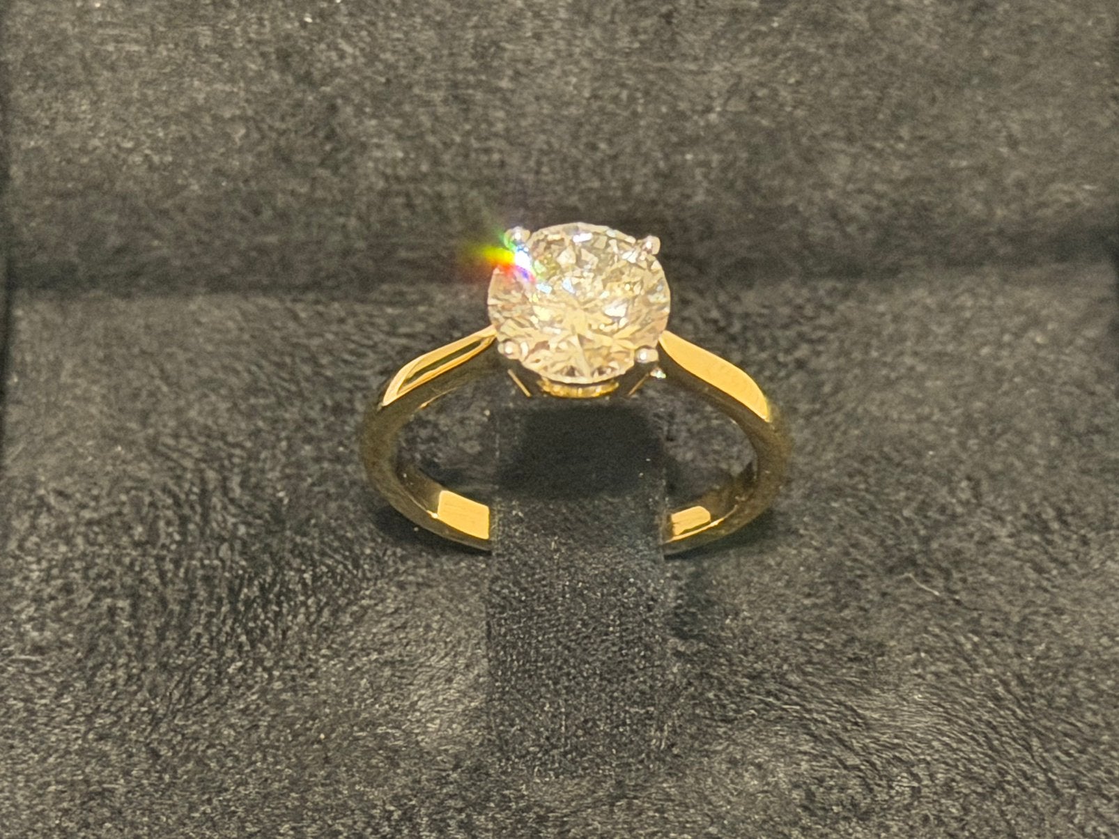 Gouden ring met VS1 diamant van maar liefst 2.00 karaat!, Nieuw, Ophalen of Verzenden, 17 tot 18, Met edelsteen
