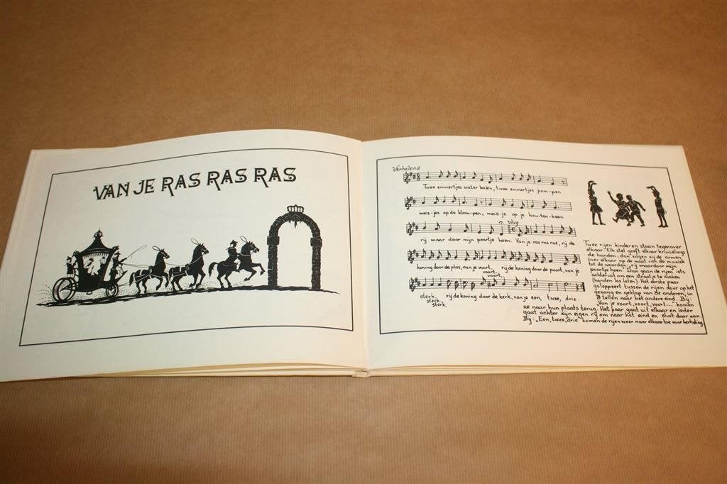 Tussen Keulen en Parijs -Oude rijmpjes geknipt voor kinderen, Boeken, Ophalen of Verzenden, Gelezen, Artiest