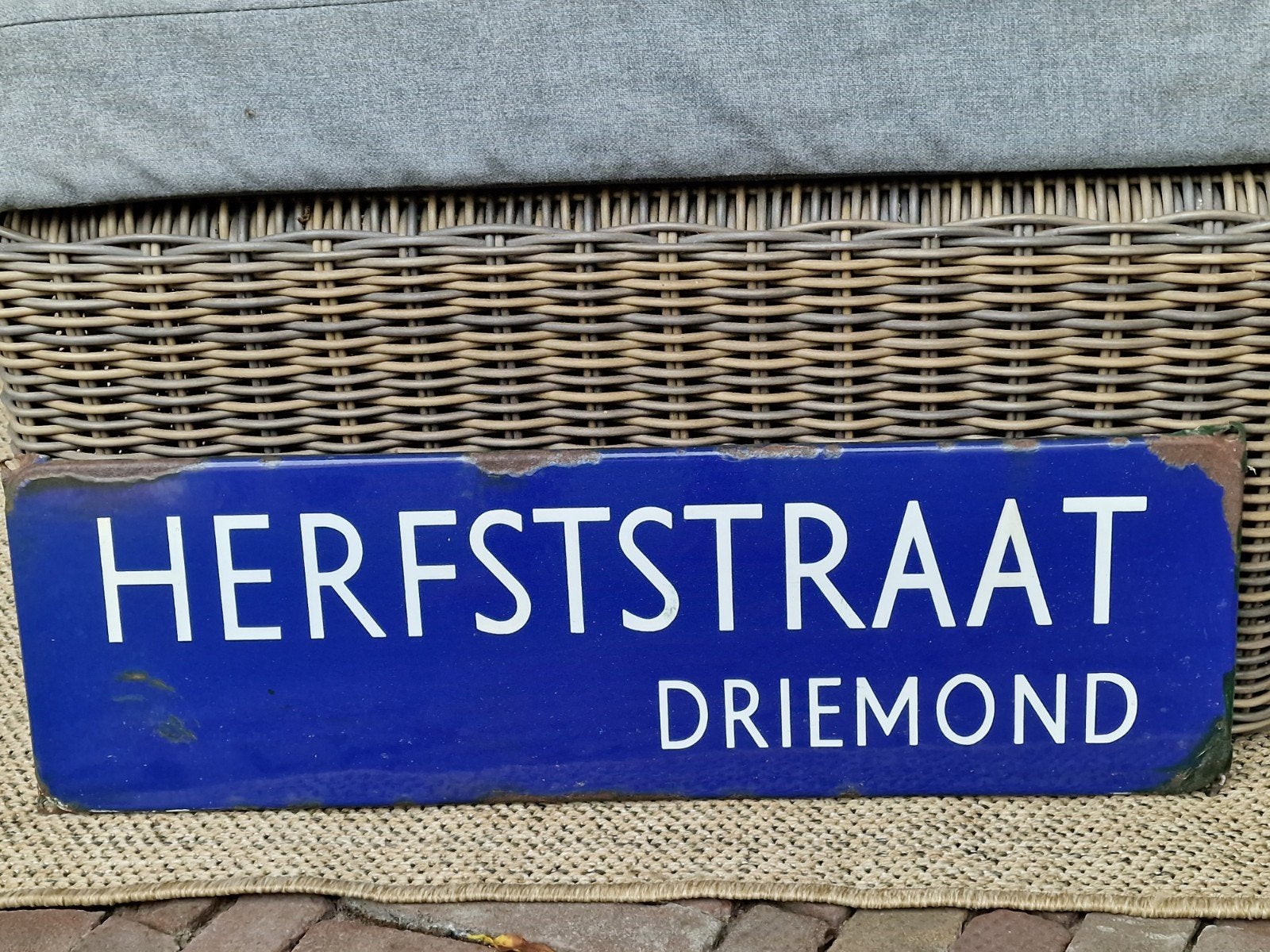 Straatnaambord, Ophalen
