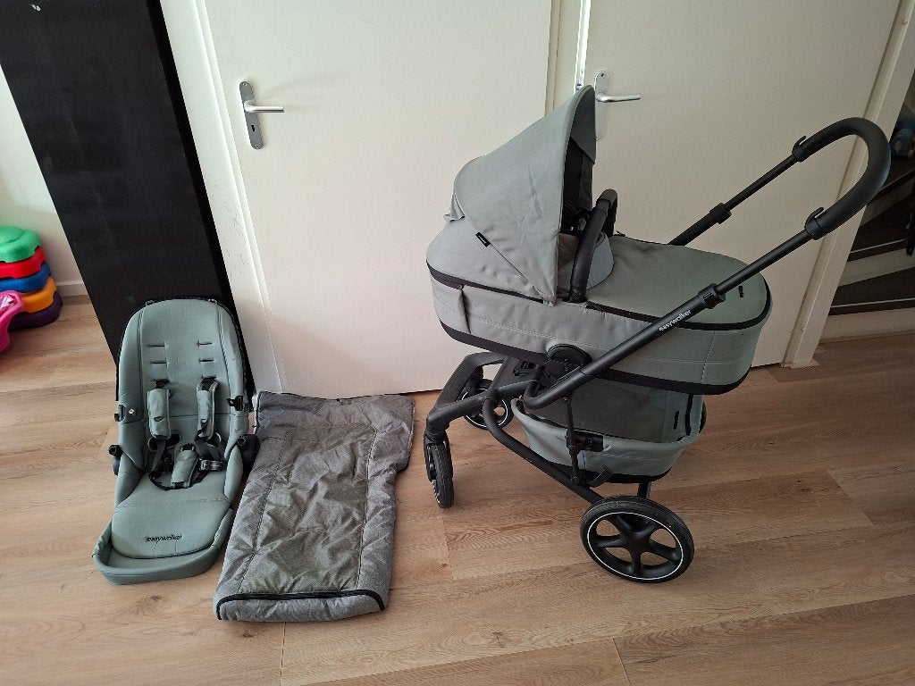 Easywalker Jimmey Thyme green, zeer complete set, Kinderen en Baby's, Kinderwagens en Combinaties, Ophalen, Zo goed als nieuw