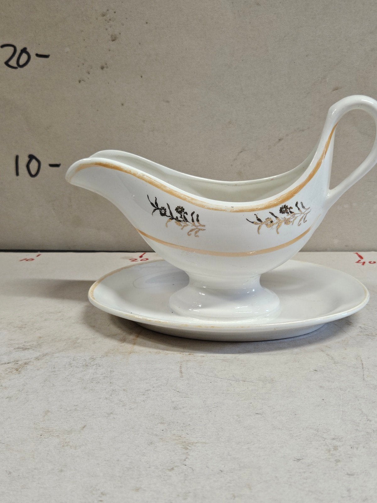 Antieke Nimy Sauskom met vaste Schotel - Fabrication Belge, Ophalen of Verzenden