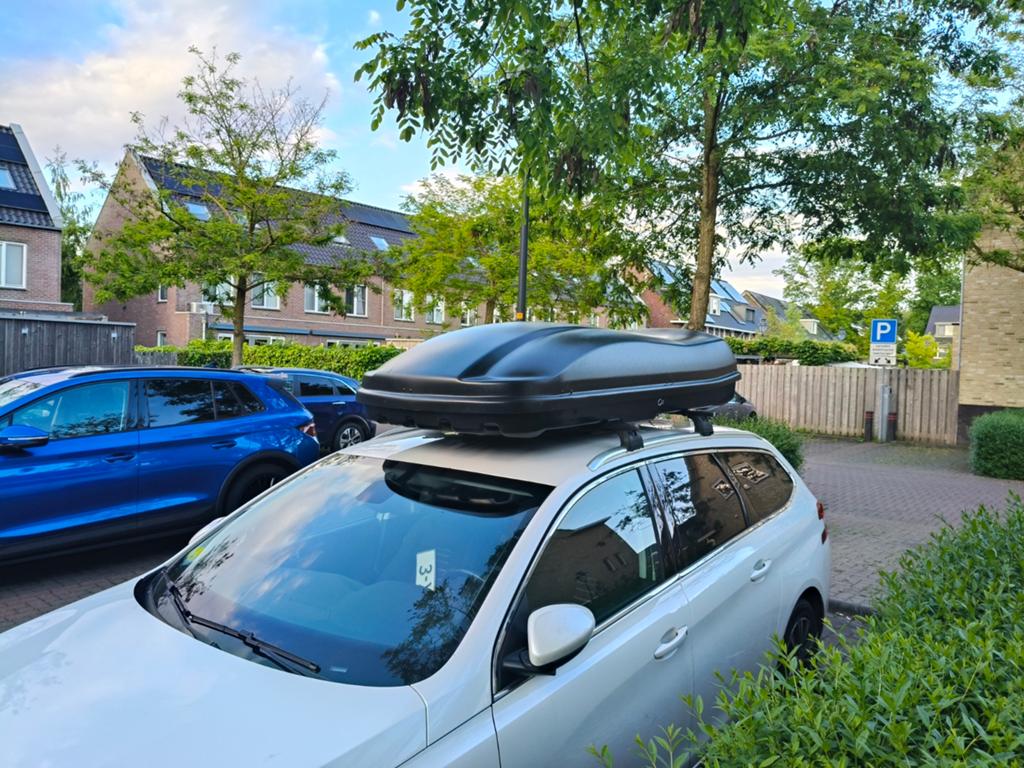 Te huur: Dakkoffer Farad Marlin N7, 680liter, Auto diversen, Dakkoffers, Ophalen