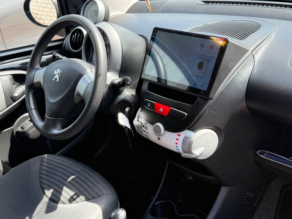 Peugeot 107 1.0 Active Automaat Carplay 5d Nieuwe Apk, Auto's, Peugeot, Euro 5, Stof, Gebruikt, Elektrische ramen