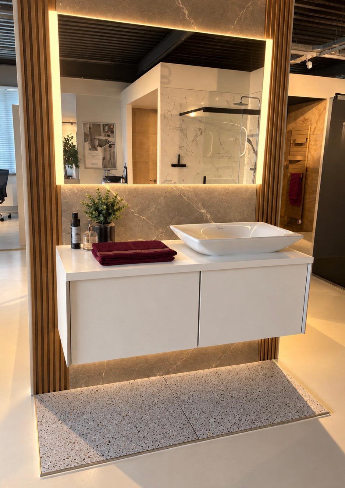 Nieuw: Duravit Badkamermeubel met spiegel 123,5 x55, Ophalen, 50 tot 100 cm, Zo goed als nieuw, Minder dan 100 cm