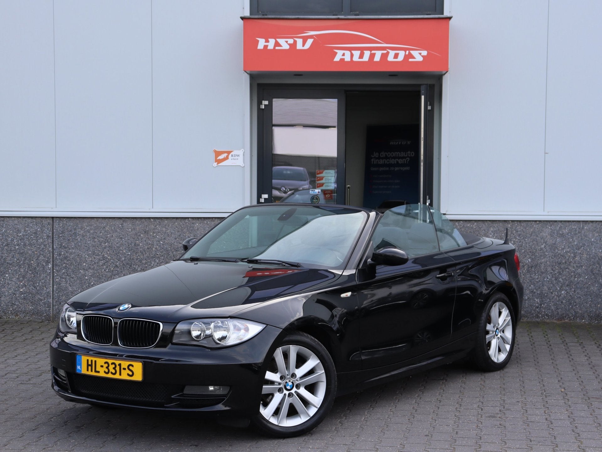 BMW 1-serie Cabrio 118i Executive airco LM cruise, Auto's, BMW, Euro 5, Cabriolet, 4 stoelen, Zwart