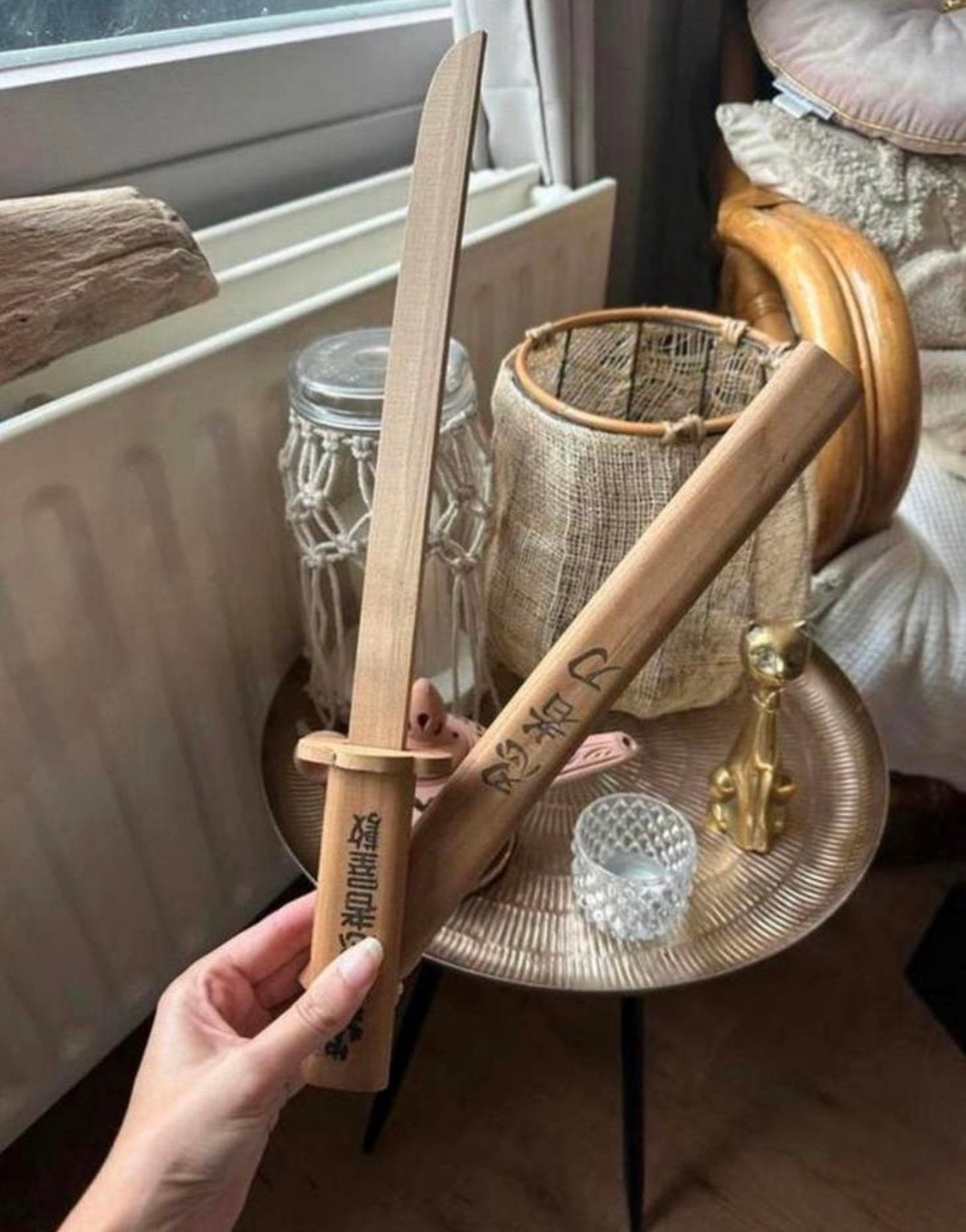 Houtsnijwerk: houten zwaard uit japan een houten zwaard, Ophalen of Verzenden