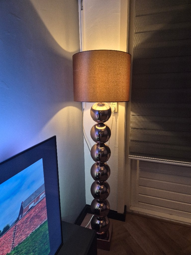 Luxe vloerlamp met bollen – stijlvolle eyecatcher, Huis en Inrichting, Ophalen, Zo goed als nieuw, 150 tot 200 cm
