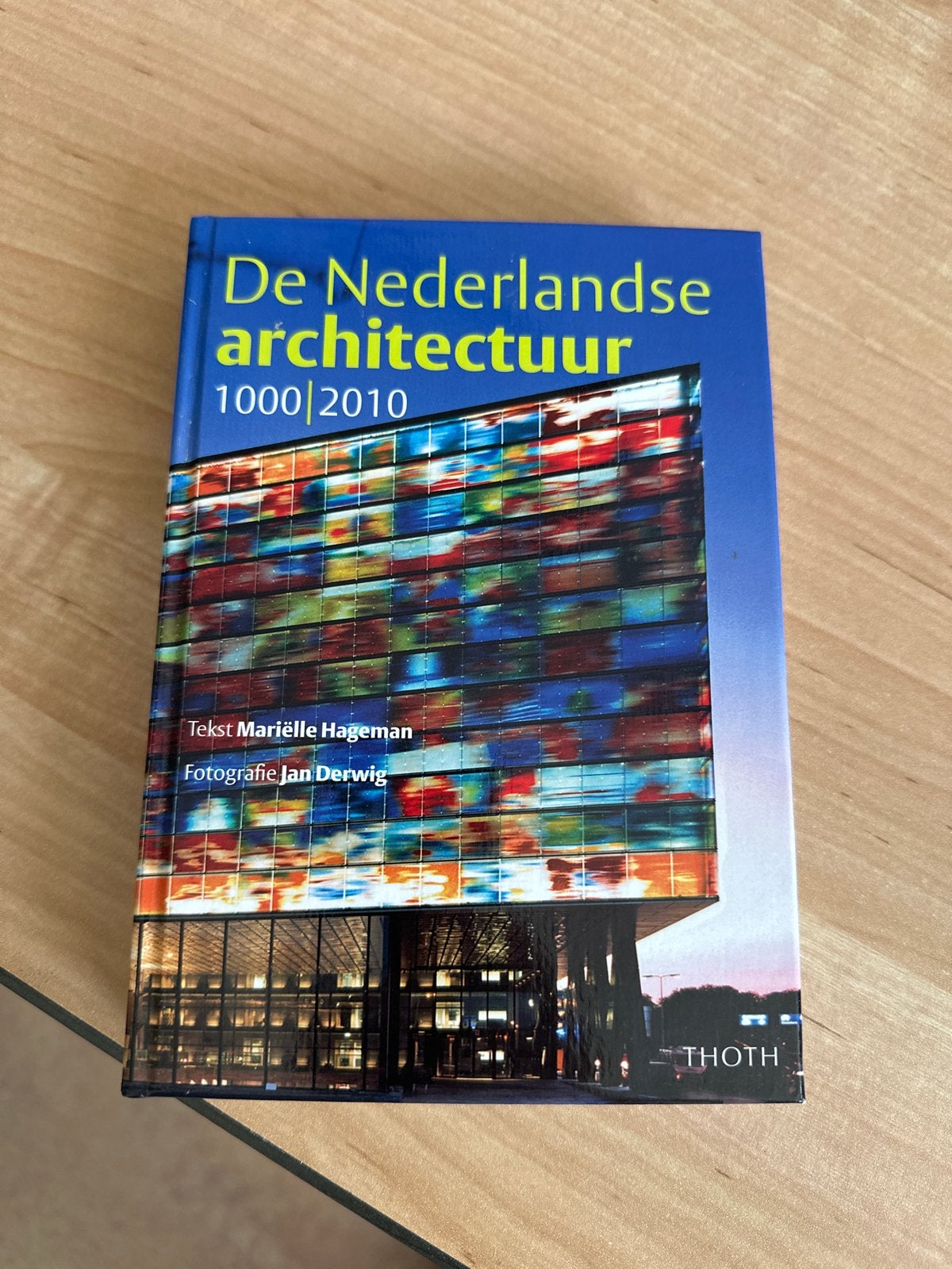 De Nederlandse Architectuur 1000-2010 - Mariëlle Hageman, Boeken, Ophalen of Verzenden, Zo goed als nieuw, Architectuur algemeen
