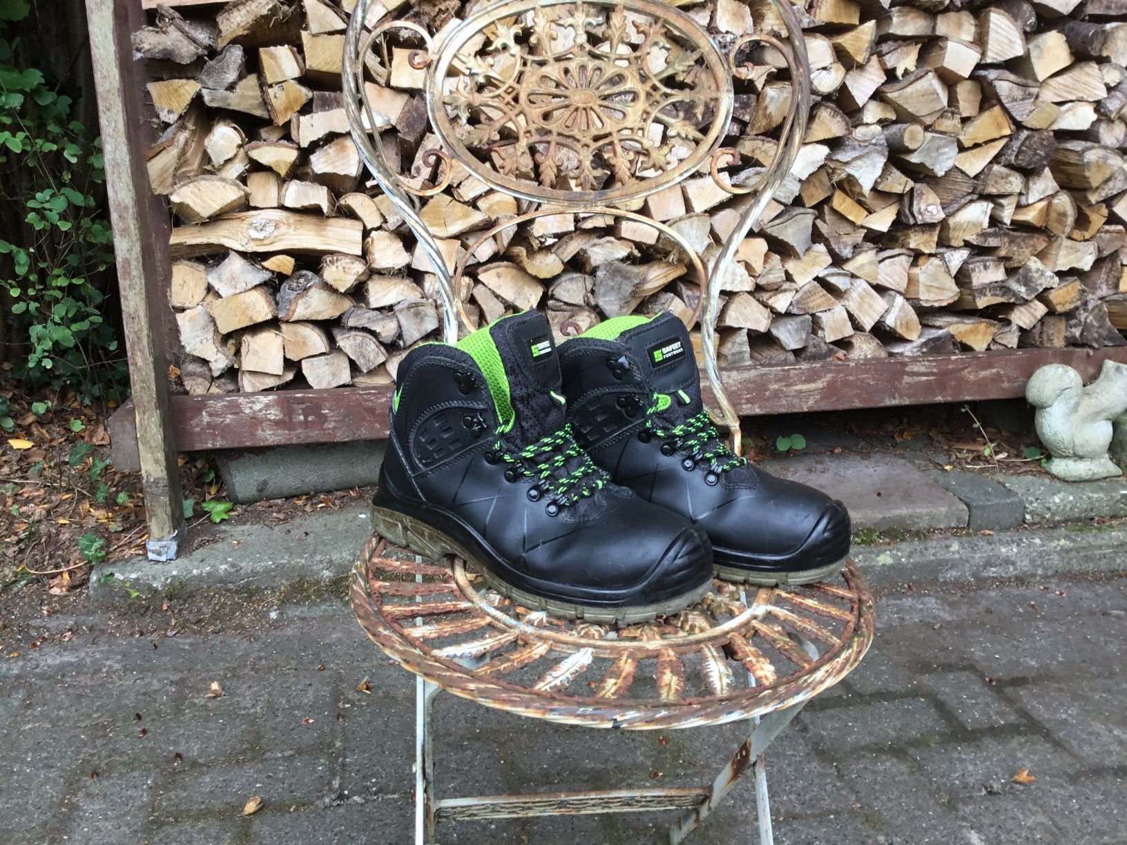 Mooie werkschoenen met stalen neus, Ophalen of Verzenden, Zo goed als nieuw