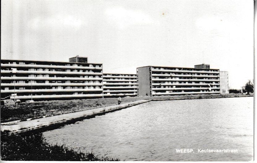 WEESP - KEULSEVAARTSESTRAAT, Verzamelen, Ansichtkaarten | Nederland, Ongelopen, Noord-Holland, Ophalen of Verzenden