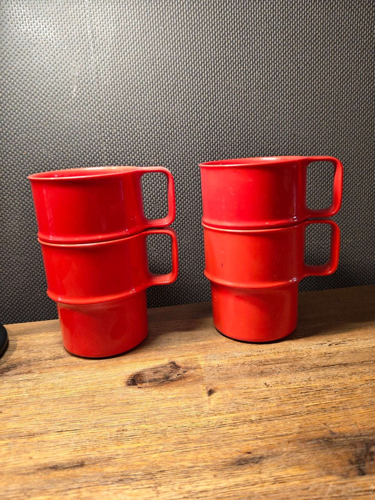 2 Vintage Rosti Mepal Denmark 2mepalStapelbare Mokken Rood, Gebruikt, Kunststof, Ophalen of Verzenden, Rood