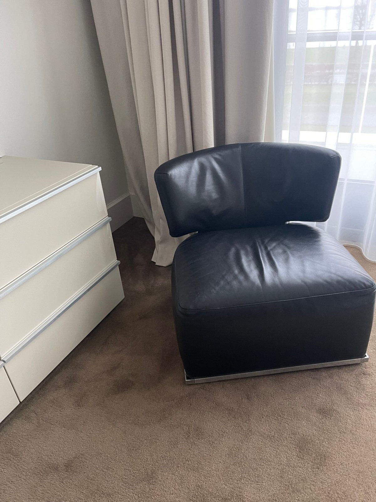 B&B Italia Maxalta Amounus  chair NP € 2800,00, Ophalen, Zo goed als nieuw, Rond, Leer