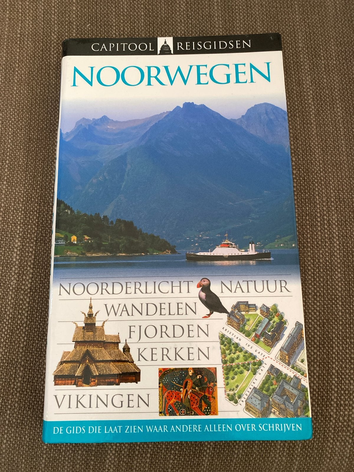 Evens Evensberget - Noorwegen, Boeken, Reisgidsen, Capitool, Europa, Ophalen of Verzenden, Reisgids of -boek