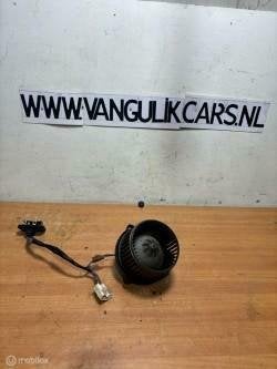 Kachelventilatormotor  Toyota Corolla (E12 ('02-'10, Auto-onderdelen, Airco en Verwarming, Toyota, Gebruikt, Ophalen of Verzenden