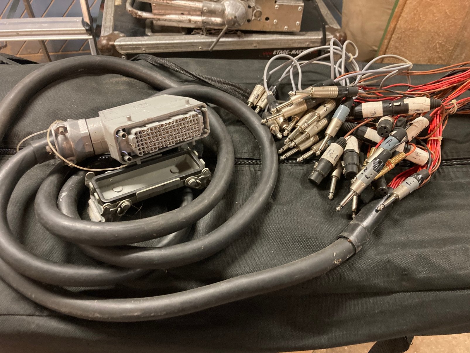3x fx rack spinner 108 harting, Ophalen of Verzenden, Zo goed als nieuw, Apparatuur