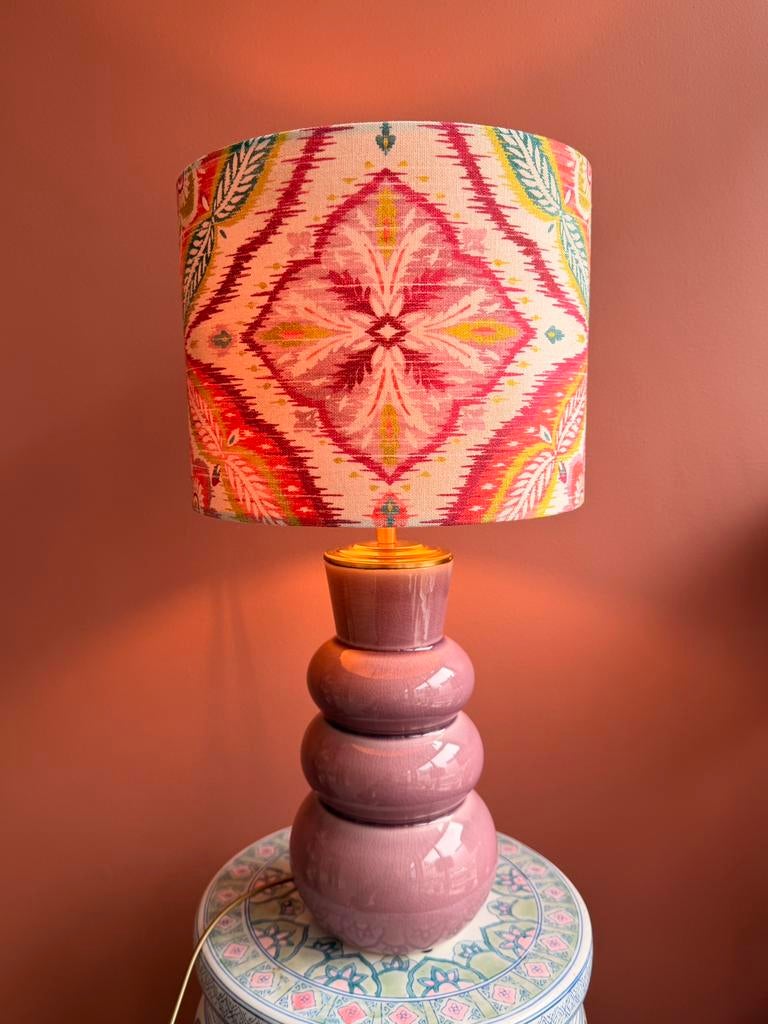 Lila vaas-lamp met kleurrijke lampenkap diameter 25 cm, Ophalen of Verzenden, Nieuw