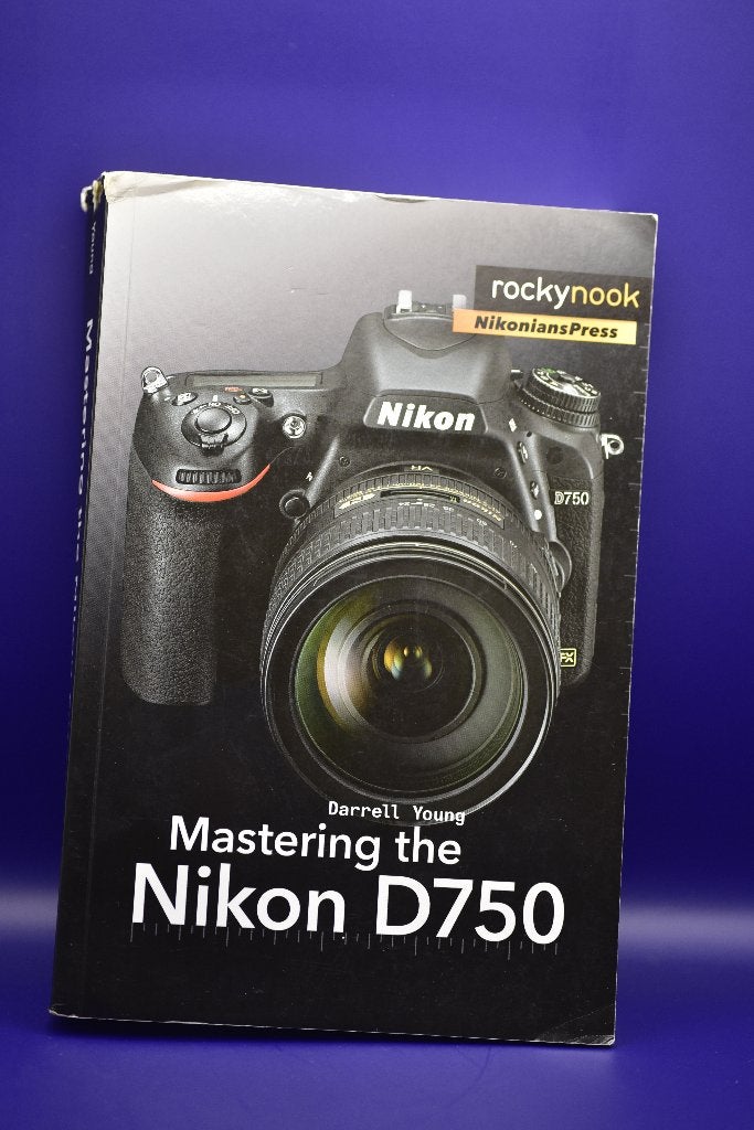 Boek Mastering the Nikon D750, Ophalen of Verzenden, Gebruikt, Nikon, Geen optische zoom