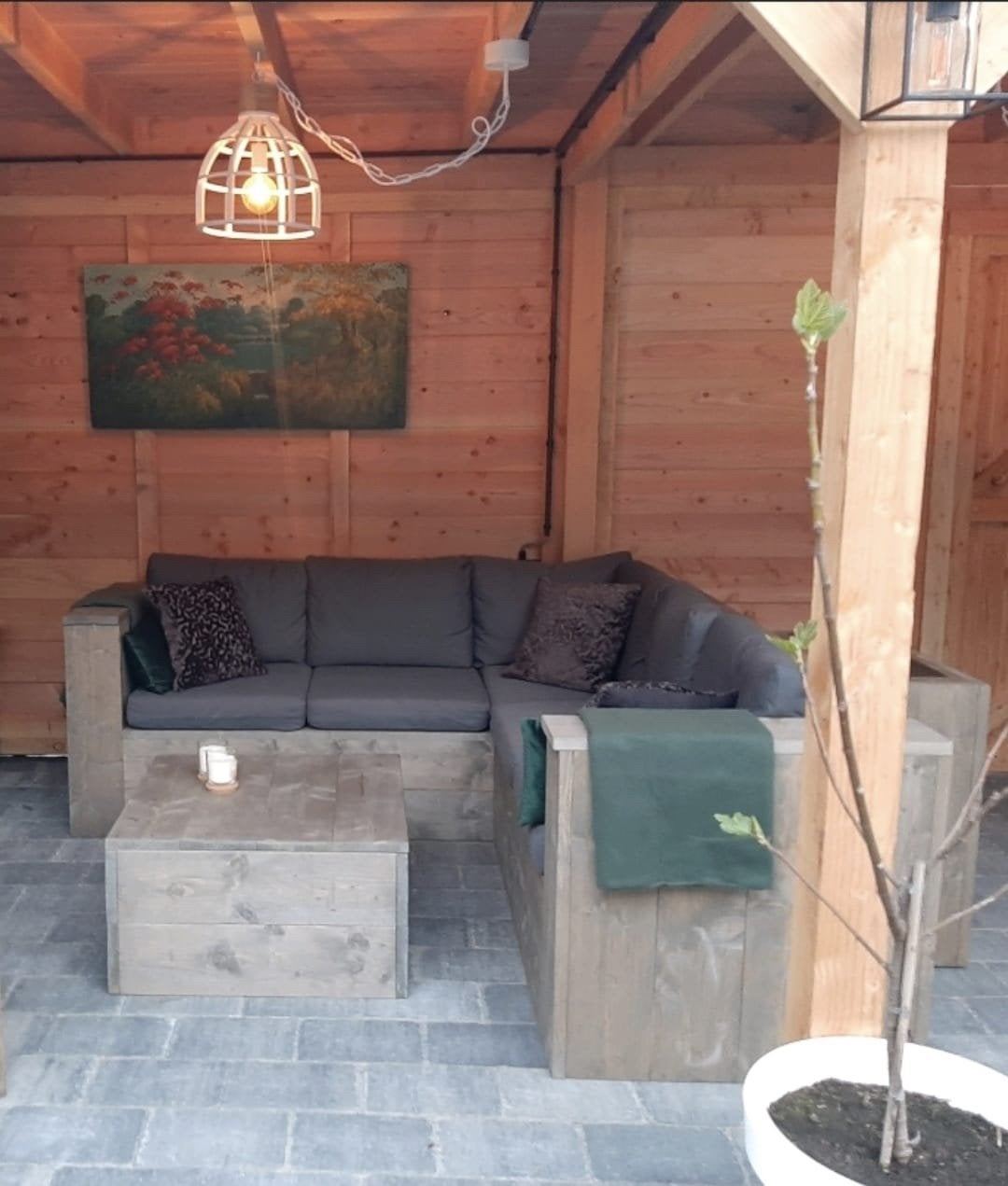 Steigerhouten Hoekbank 226x226 incl kussens, Ophalen, Zo goed als nieuw