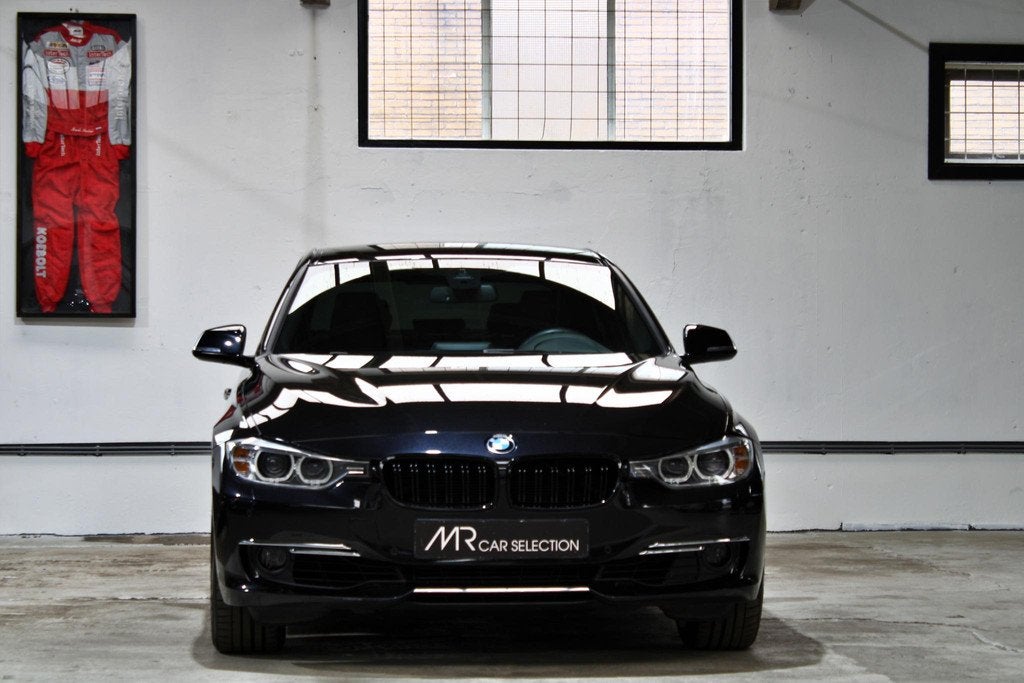 BMW 3-serie 335i xDrive Executive | Luxury line | Leder Dako, Auto's, BMW, Met garantie (alle), Zwart, Leder, Bedrijf