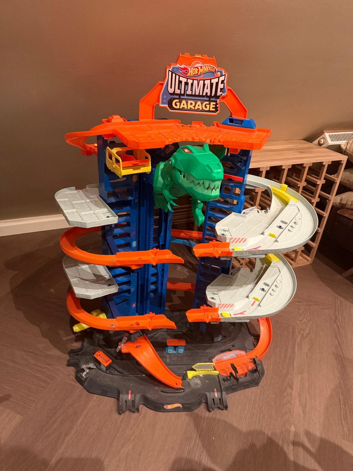 Hot Wheels Ultimate Garage met T-Rex - volledig werkend, Ophalen, Gebruikt