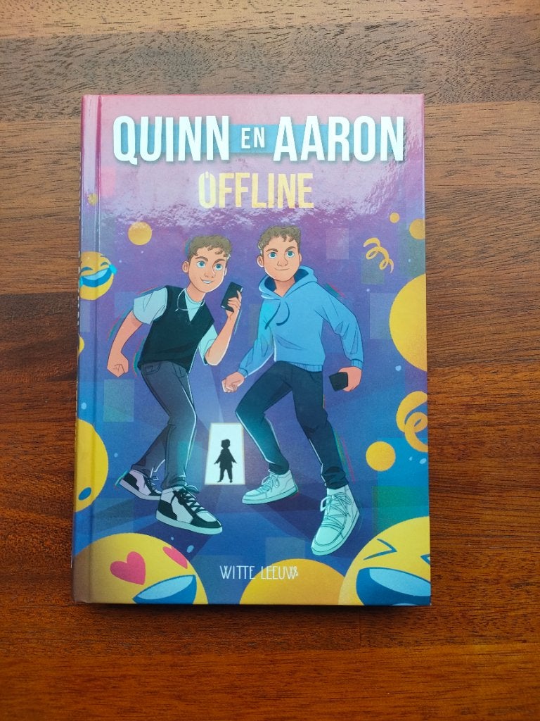 Quinn en Aaron offline, Ophalen of Verzenden, Zo goed als nieuw, Fictie algemeen