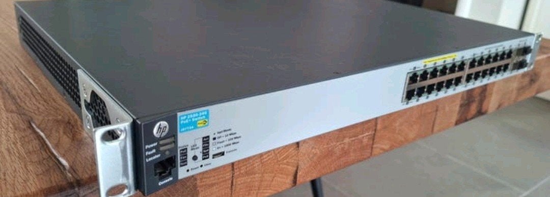 HP 2530-24 G PoE+ Switch, Computers en Software, Interne voedingen, Ophalen of Verzenden