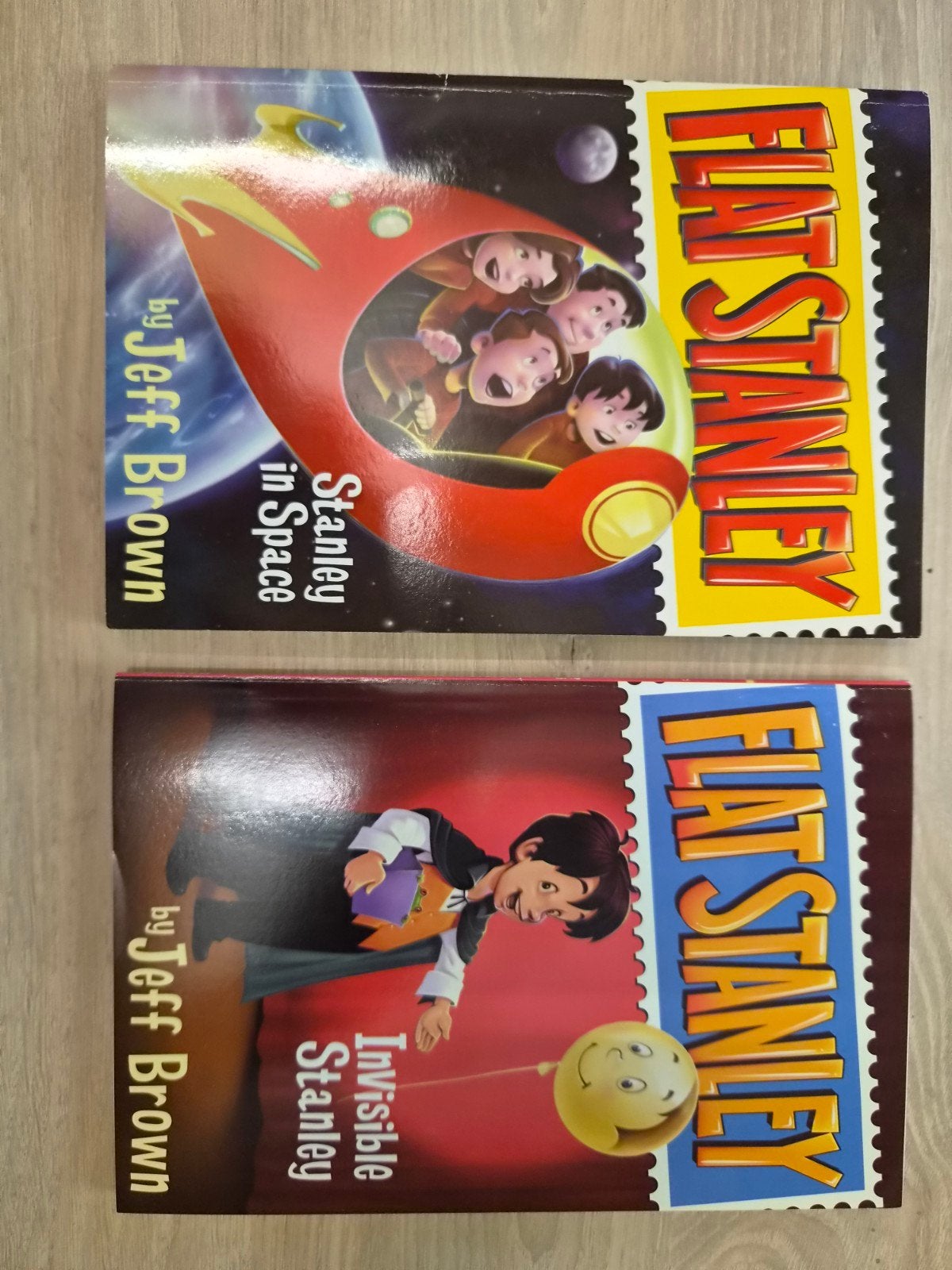 Flat Stanley boeken: Stanley in Space & Invisible Stanley, Fictie algemeen, Ophalen of Verzenden, Zo goed als nieuw, Jeff Brown