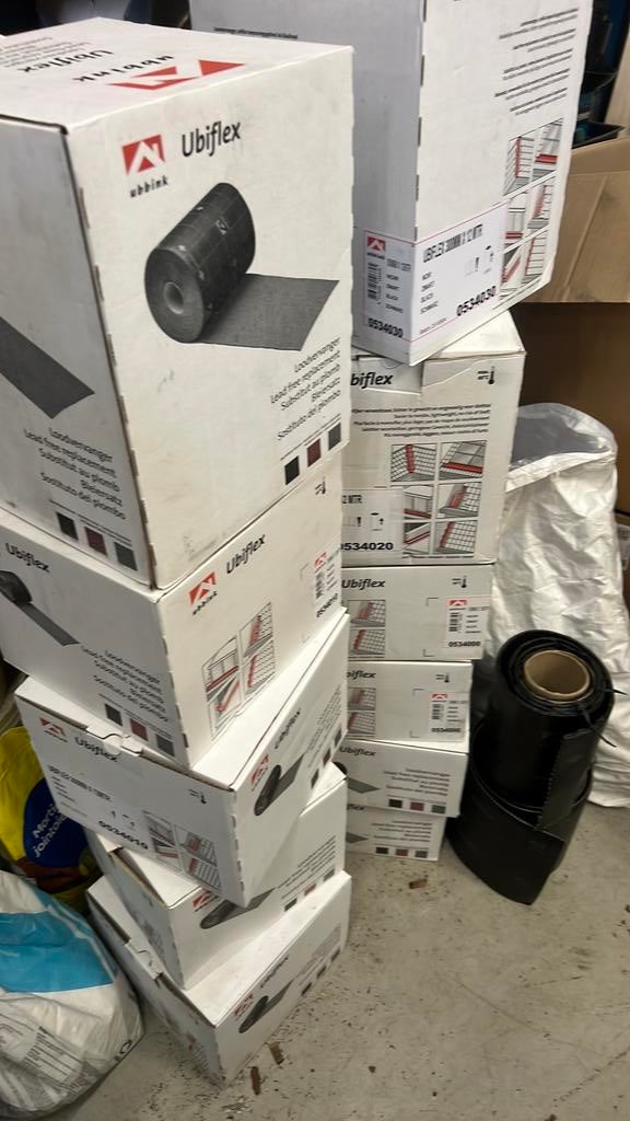 Ubiflex loodvervanger 11 rollen, Doe-het-zelf en Verbouw, Dakpannen en Dakbedekking, Steen of Klei, Ophalen of Verzenden, Zo goed als nieuw