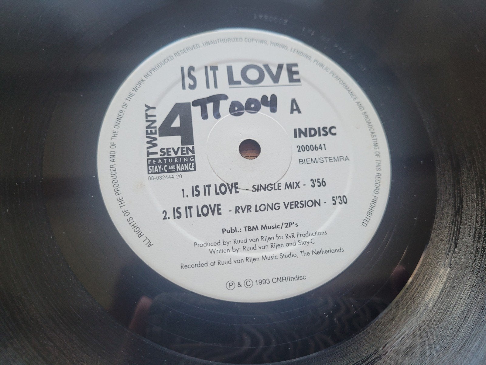 Twenty 4 Seven featuring Nance & Stay-C - Is It Love, Cd's en Dvd's, Gebruikt, Dance, Ophalen of Verzenden, 12 inch