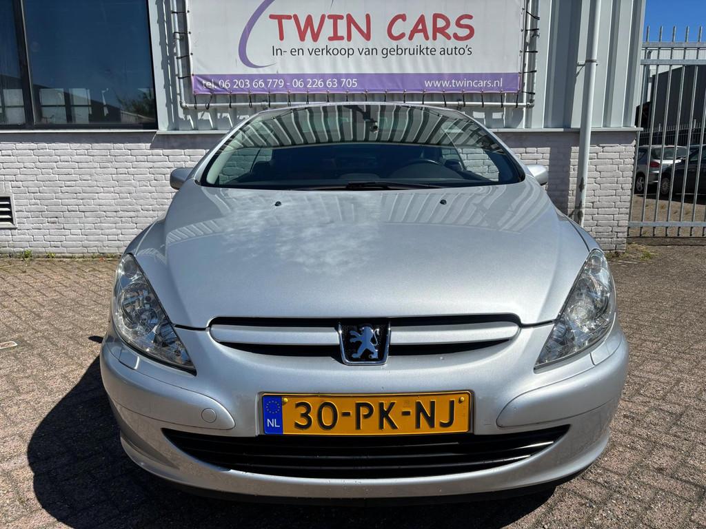 Peugeot 307 CC 2.0-16V Leer Navi Aut, Auto's, Gebruikt, 4 cilinders, Cabriolet, 4 stoelen