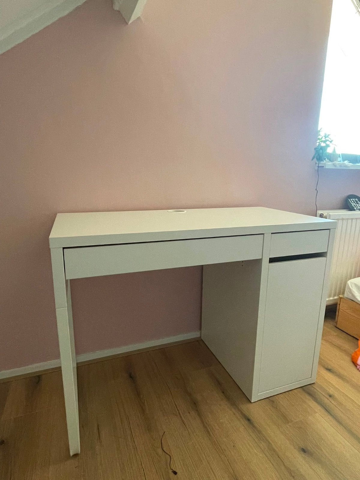 Bureau Micke wit IKEA, Huis en Inrichting, Bureaus, Ophalen, Met lades, Gebruikt, Spaanplaat of MDF