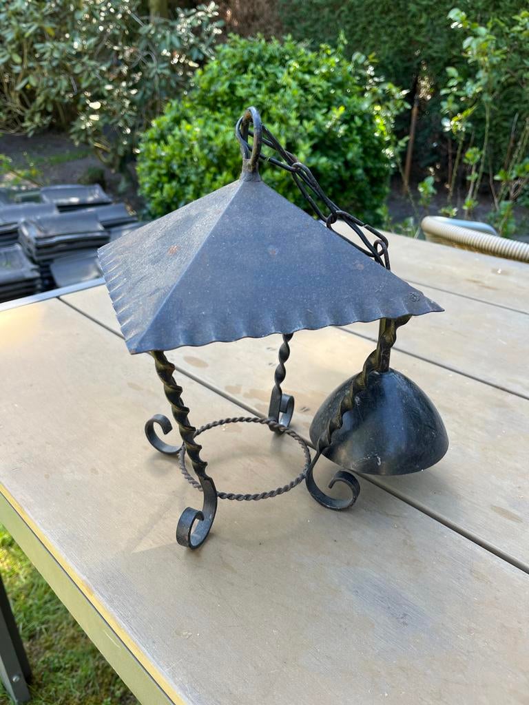 Vintage smeedijzeren buiten(hang)lamp, Ophalen of Verzenden