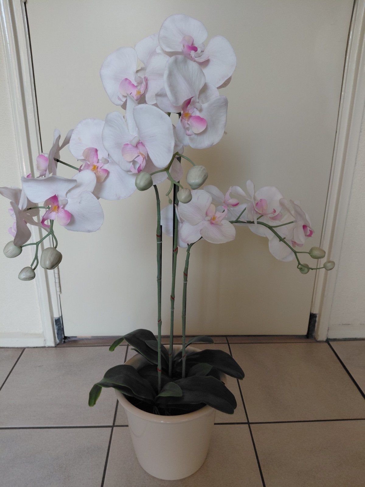 Kunst orchidee 82 cm hoogte met creme pot, Ophalen