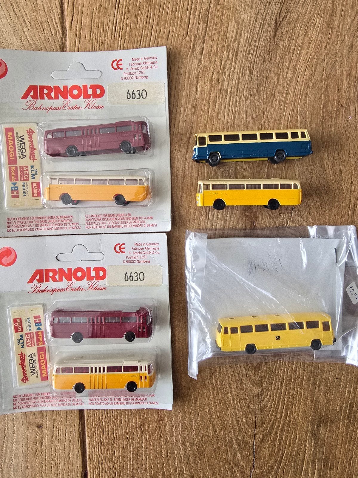 Diverse bussen, waaronder Arnold Bahnpas Erster Klasse, Arnold, Gebruikt, Gelijkstroom, Overige typen
