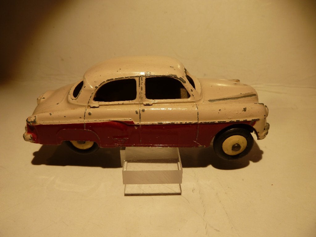 DINKY TOYS  nr. 164    VAUXHALL CRESTA, Ophalen of Verzenden, Gebruikt, Auto, Dinky Toys