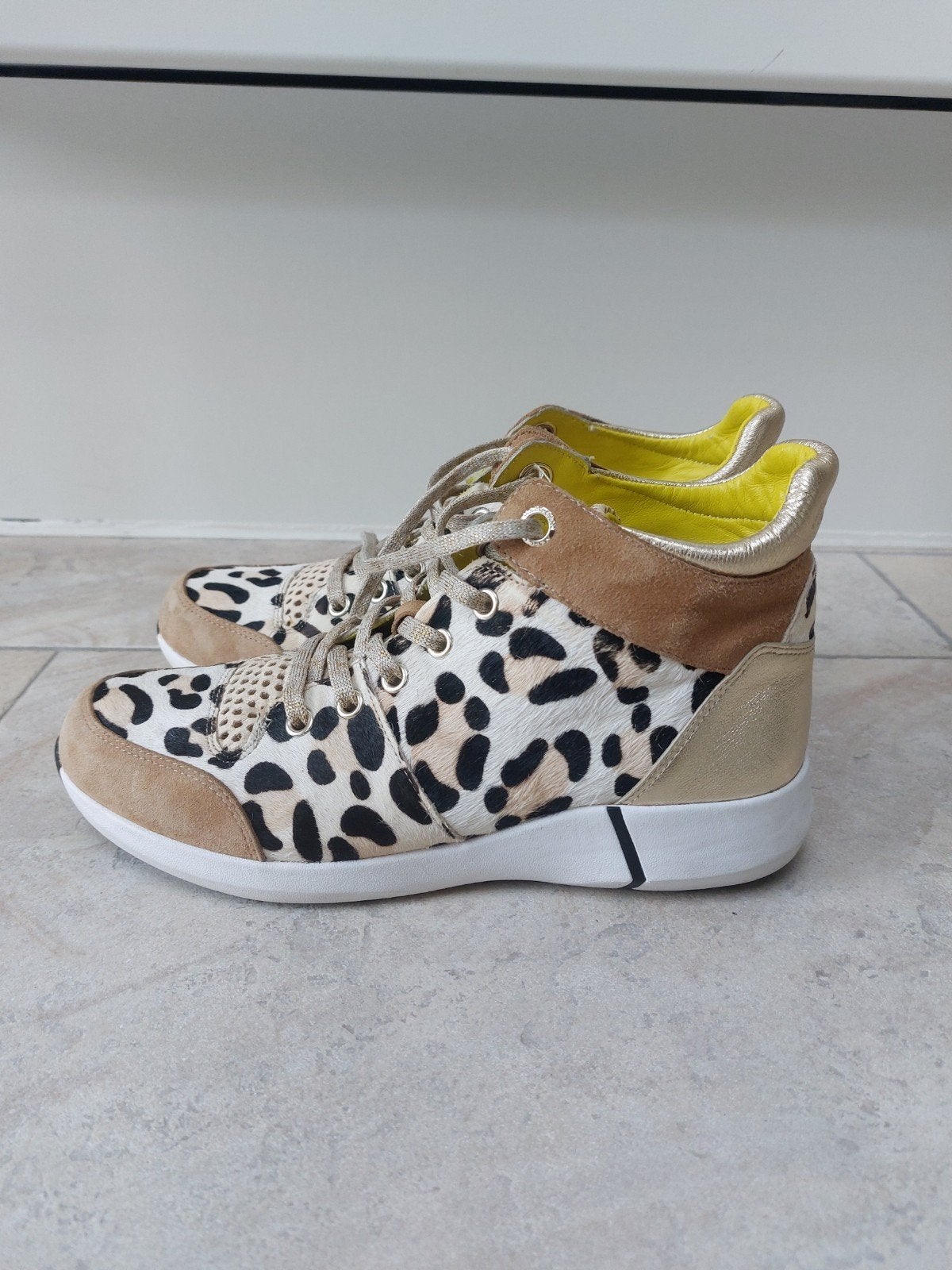 Marccain schoenen maat 38(print)
Nieu, Ophalen of Verzenden, Marccain, Sneakers of Gympen, Zo goed als nieuw