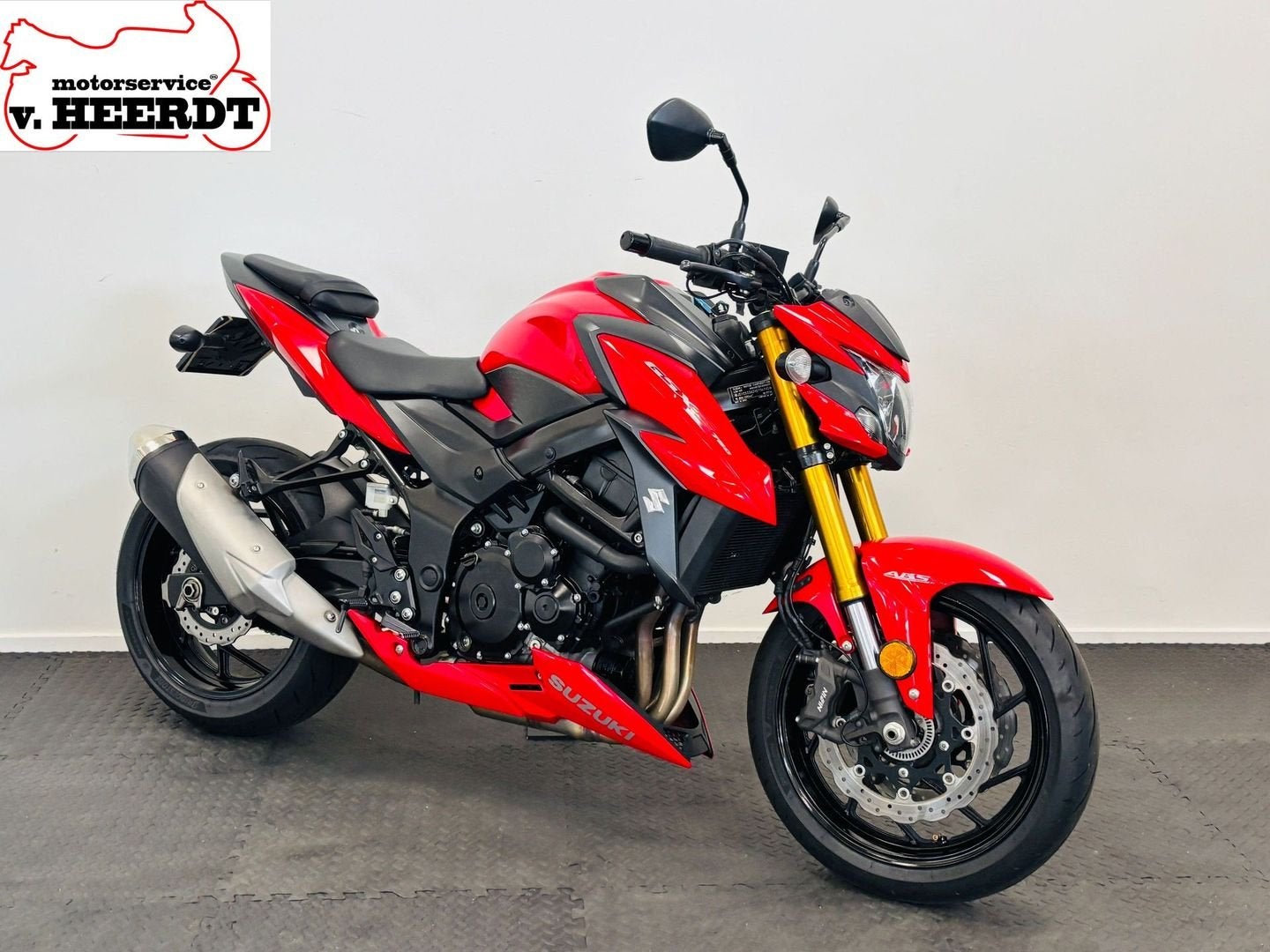 SUZUKI GSX-S 750 ABS (bj 2018) 16,355 km, SUZUKI, 4 cilinders, Bedrijf, Onbekend