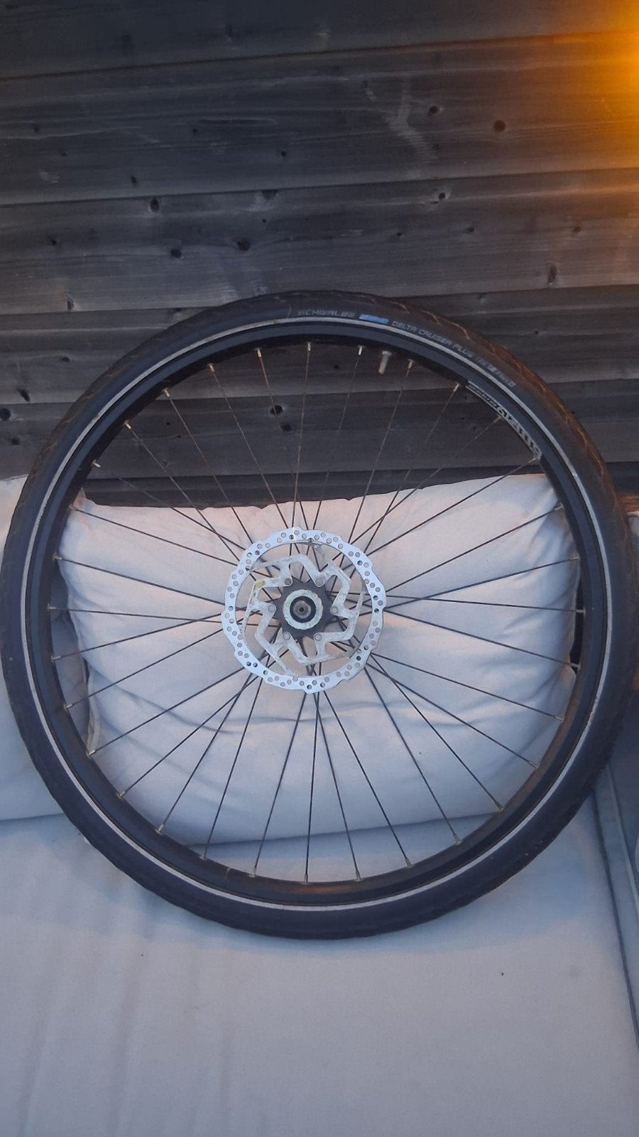 Compleet 28 inch Voorwiel (42-622) met zgan Schwalbe Band, Fietsen en Brommers, Ophalen of Verzenden, Stadsfiets, Band, Aluminium