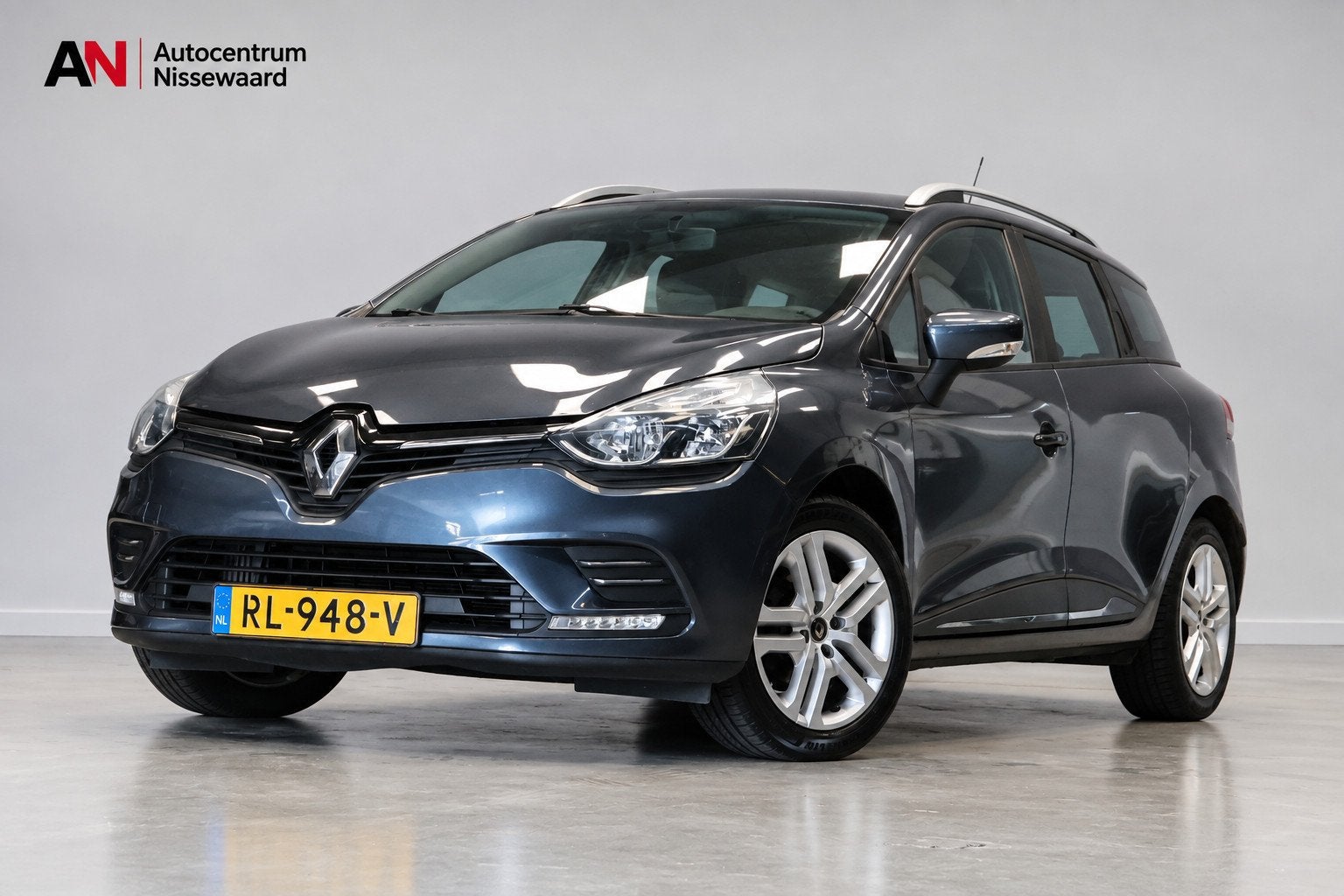 Renault Clio Estate 0.9 TCe Zen |Navi|Airco|Cruise|, Voorwielaandrijving, Gebruikt, 580 kg, 49 €/maand