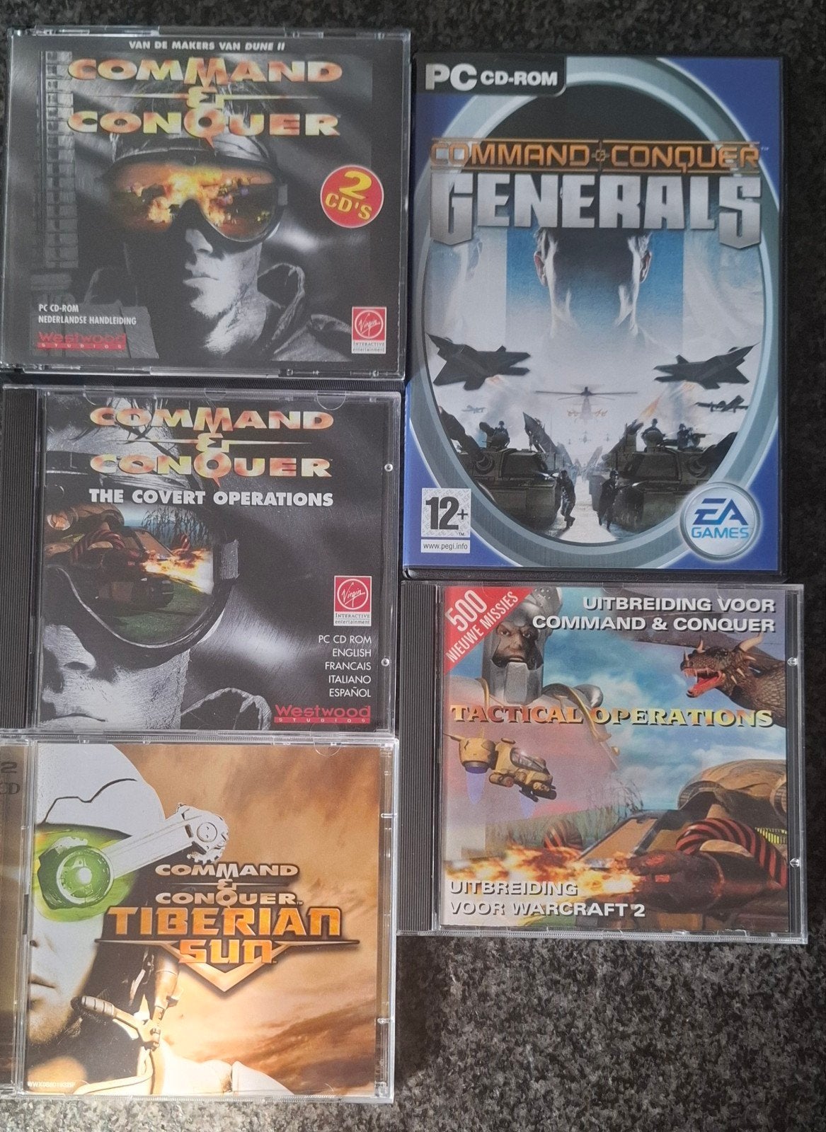 Command & Conquer PC CD-ROM Games Collectie, 1 speler, Eén computer, Ophalen of Verzenden, Zo goed als nieuw