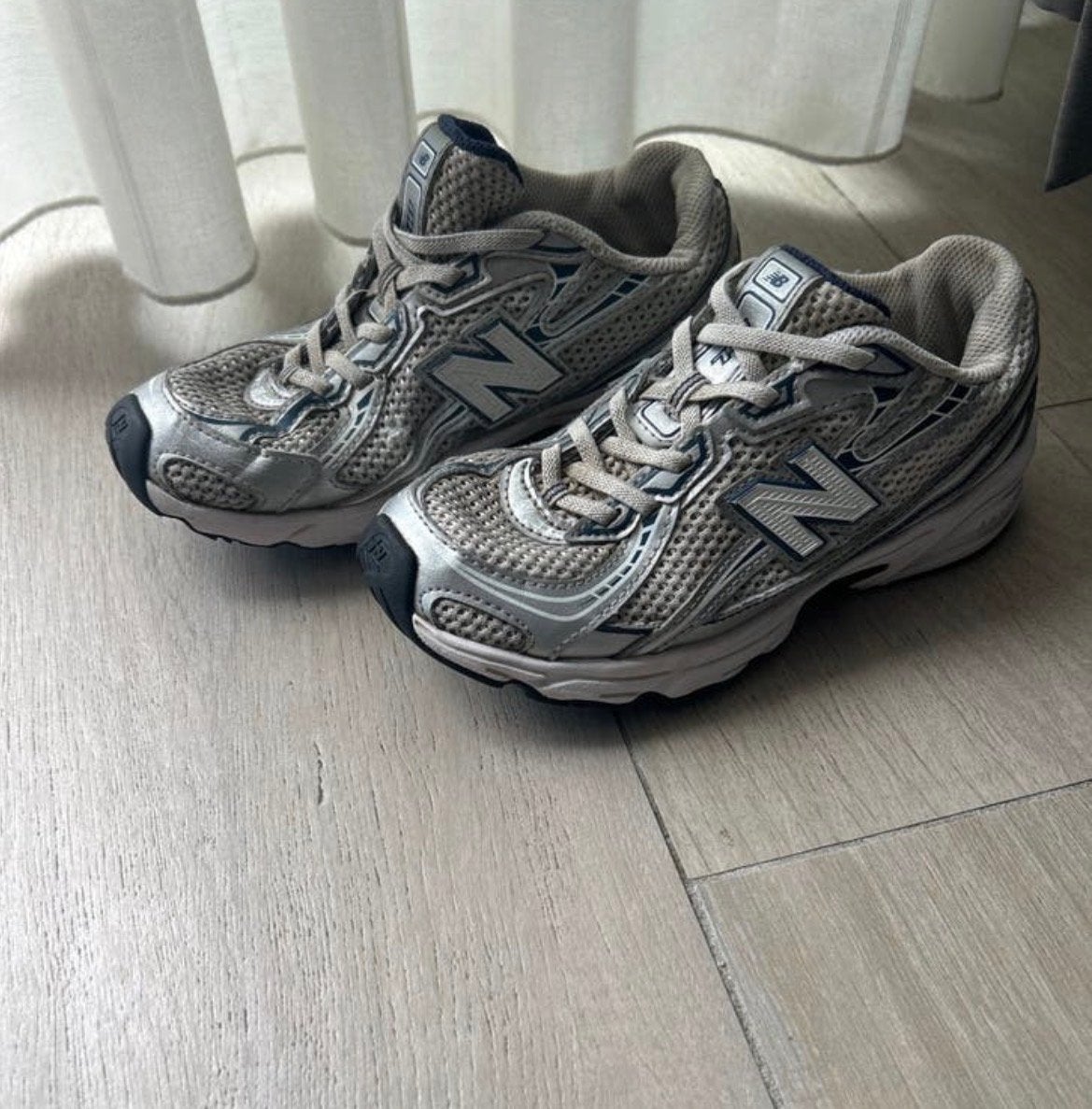 New Balance Sneakers Maat 35 - Comfortabel & Stijlvol, Ophalen of Verzenden, Gedragen, Grijs, Sneakers of Gympen